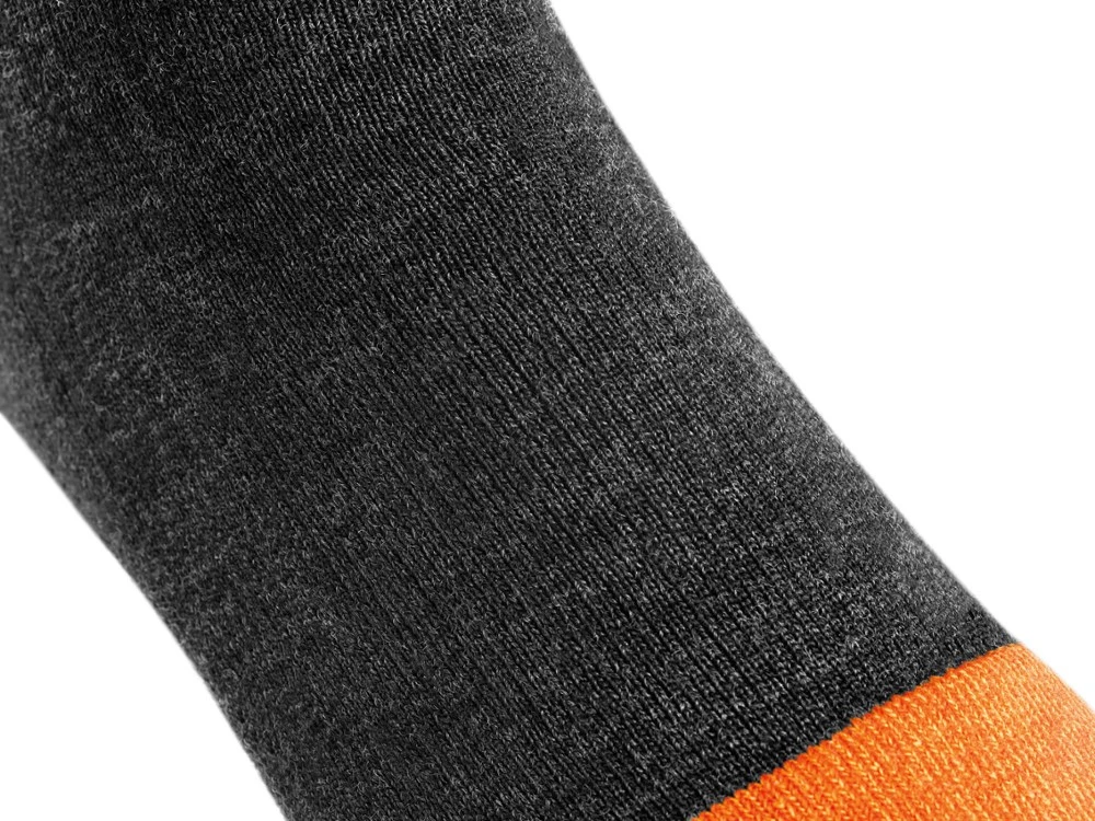 Darn Tough Steely Boot Cushion Socks - Men's 4 Darn Tough Steely Boot Cushion Socks - Men's - Image 4
