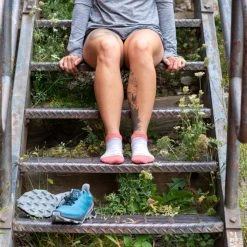 Darn Tough Run No-Show Tab Ultralightweight Cushion Socks - Women's 8 Darn Tough Run No-Show Tab Ultralightweight Cushion Socks - Women's -Active Pedal Shop 7e621e17 d950 4fca 86cd 447da6bde79e