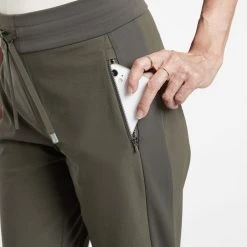 Athleta Headlands Hybrid Trek Jogger Pants - Women's -Active Pedal Shop 88f894c4 d2a3 4782 b64c b60270ac76dd