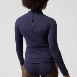 Athleta North Point Rashguard - Women's 9 Athleta North Point Rashguard - Women's -Active Pedal Shop 9647b7b4 1822 4da6 af19 d39141bb3b7f