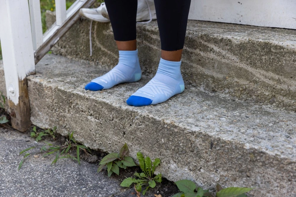 Darn Tough Run Quarter Ultra-Lightweight Cushion Socks - Women's 3 Darn Tough Run Quarter Ultra-Lightweight Cushion Socks - Women's - Image 3