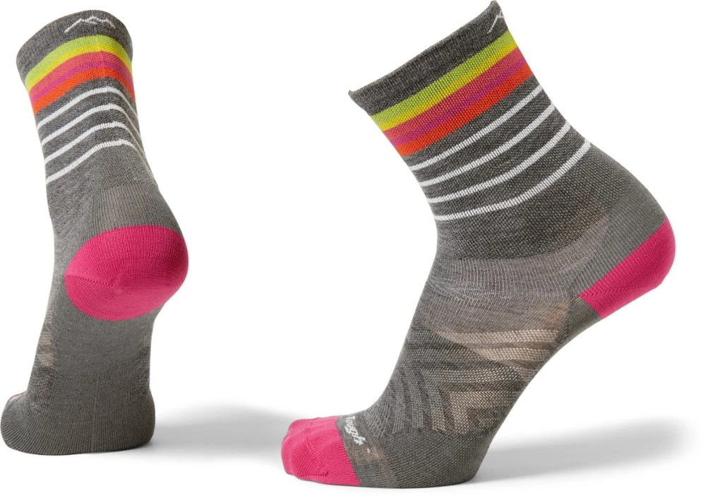 Darn Tough Stride Micro Crew Ultralightweight Socks - Women's 2 Darn Tough Stride Micro Crew Ultralightweight Socks - Women's - Image 2