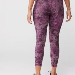 Athleta Salutation Stash Pocket II Printed 7/8 Tights - Women's -Active Pedal Shop c278563b 8ce3 49c6 8e79 29588037b62f