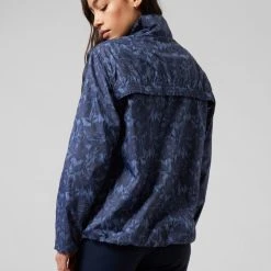 Athleta Sightseer Lace Jacket - Women's 10 Athleta Sightseer Lace Jacket - Women's -Active Pedal Shop d0c53d0f 9856 4d23 83fd 571ea2de5022