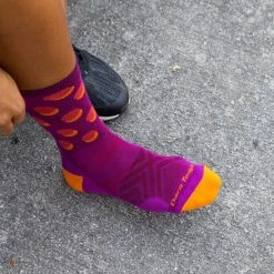 Darn Tough Circuit Micro Crew Ultralight Cushion Socks - Women's -Active Pedal Shop f85f0515 98d0 42eb b8d3 f5860e7a6fe7